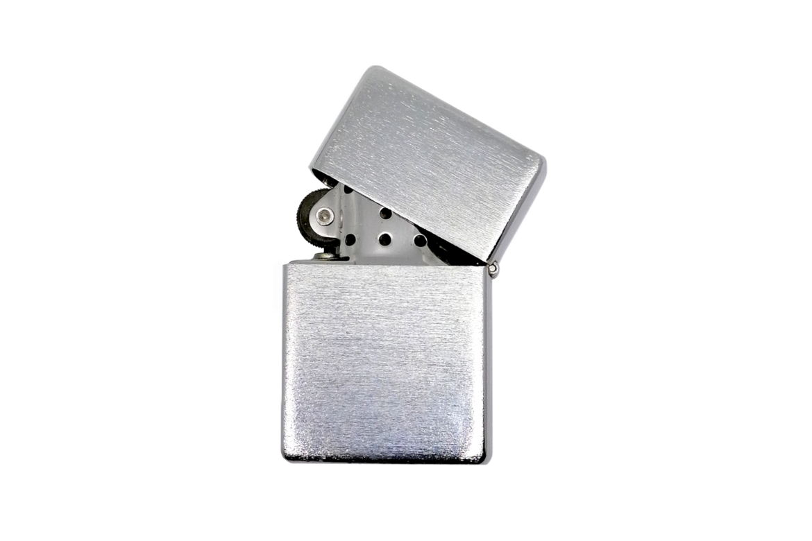 Accendino Zippo argentato satinato Incisione personalizzata 1 per lato Accendino Zippo argentato satinato Incisione personalizzata 1 per lato