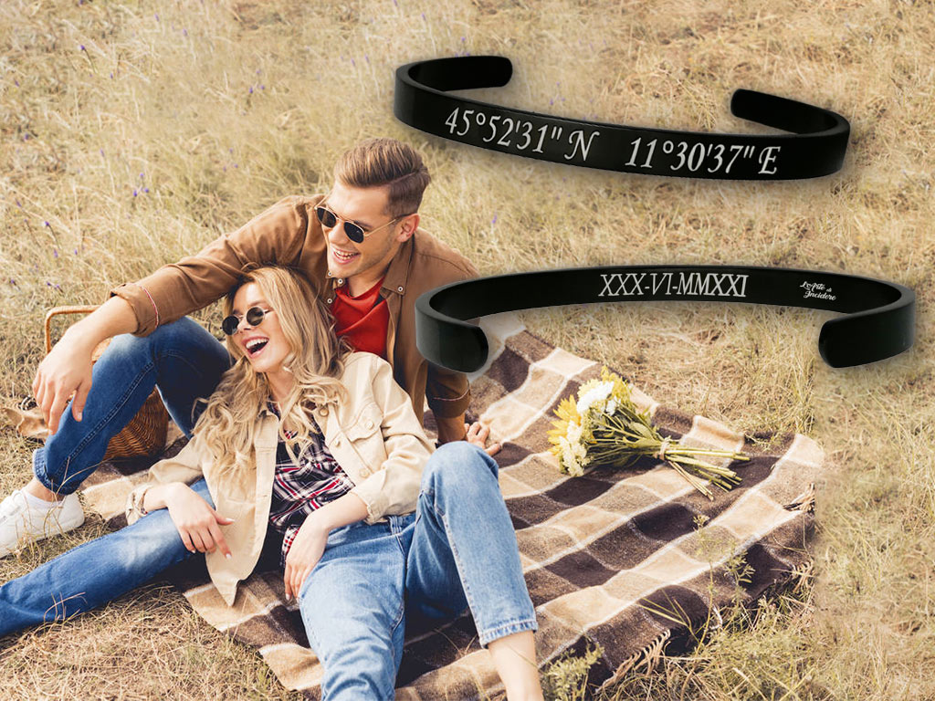 Bracciale rigido aperto nero con dedica Bracciale rigido aperto nero con dedica