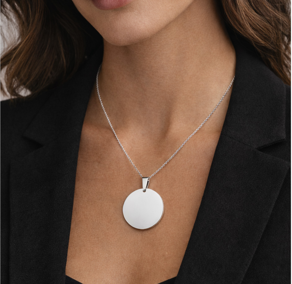 Collana con Tondo Ampio Incisione Personalizzata Donna