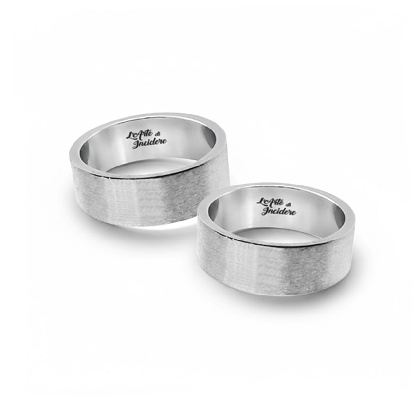 Anelli Coppia Piatti 8 Satinati Argentati Personalizzati