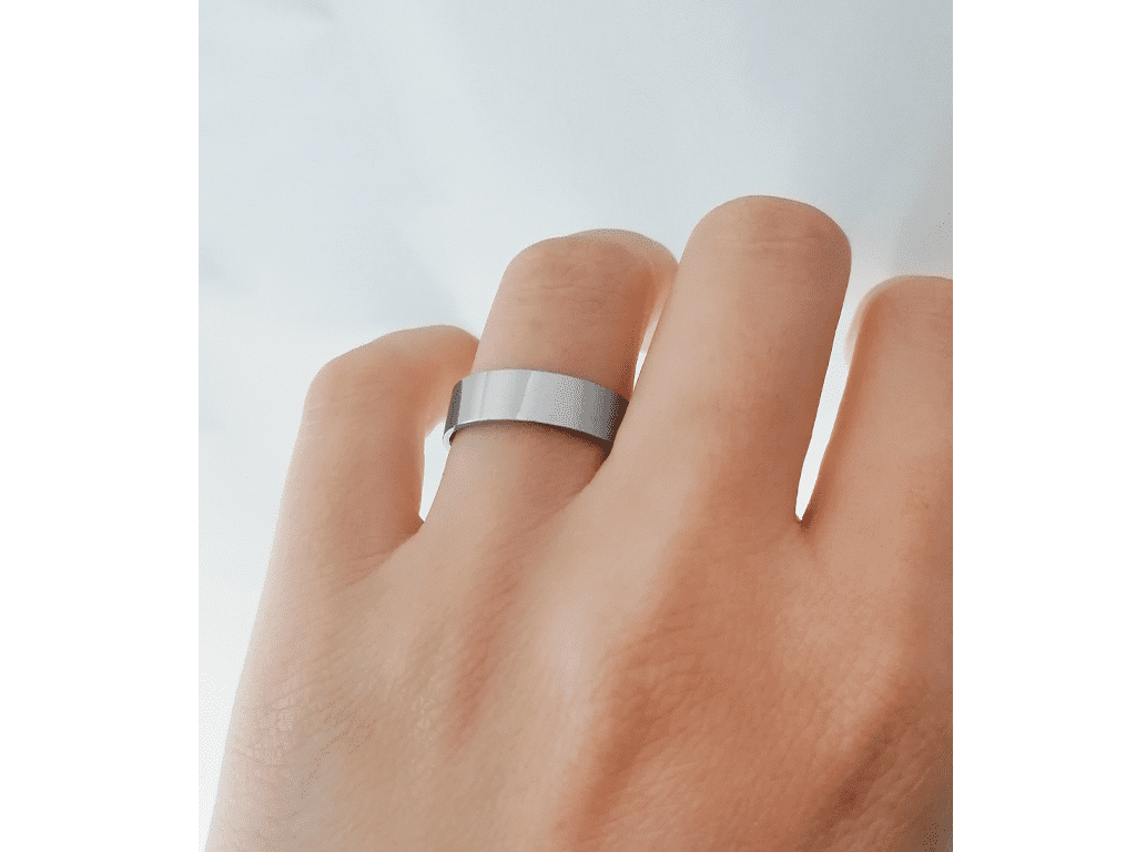 Anello fascia piatto argentato 6 mm
