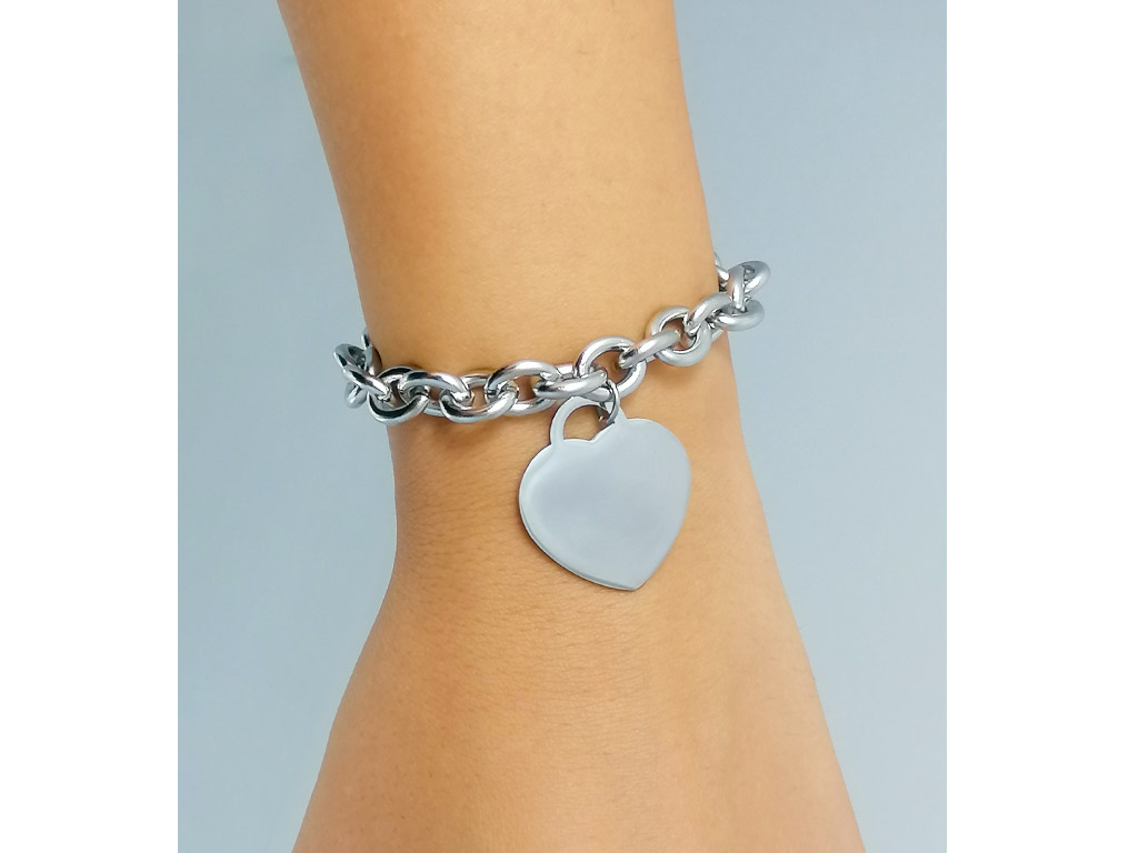 Bracciale donna catena con cuore ampio Incisione Personalizzata per lato Bracciale donna catena con cuore ampio Incisione Personalizzata per lato