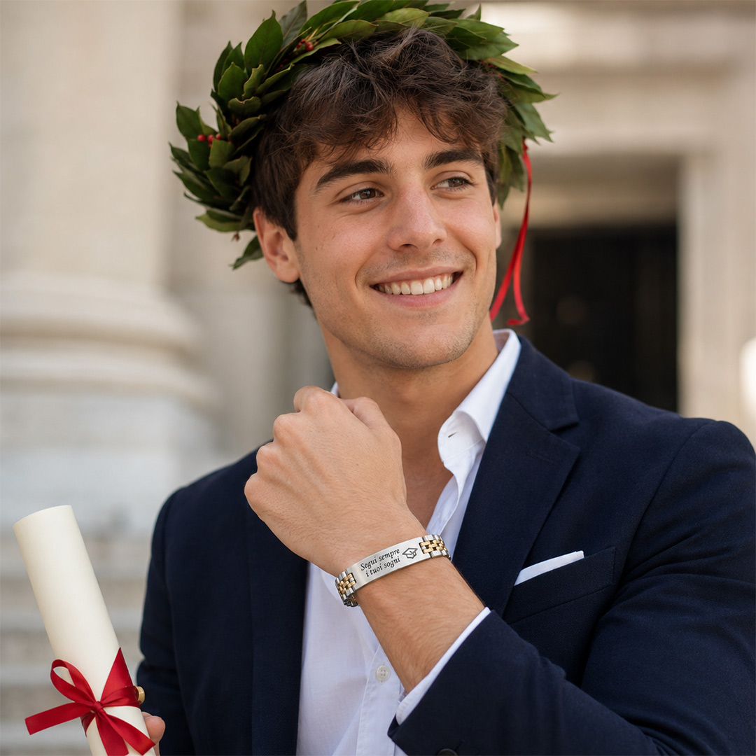 Bracciale per Laurea Uomo Jubilee Personalizzato Indossato