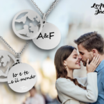 Collana mondo con doppio ciondolo Incisione personalizzata con 2 iniziali e dedica
