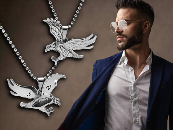 Collana con Aquila per Uomo Incisione Personalizzata con 2 Iniziali sul Retro