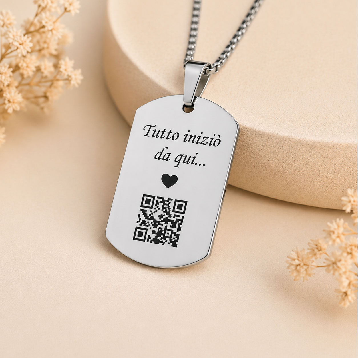 Collana con QR Code inciso personalizzato